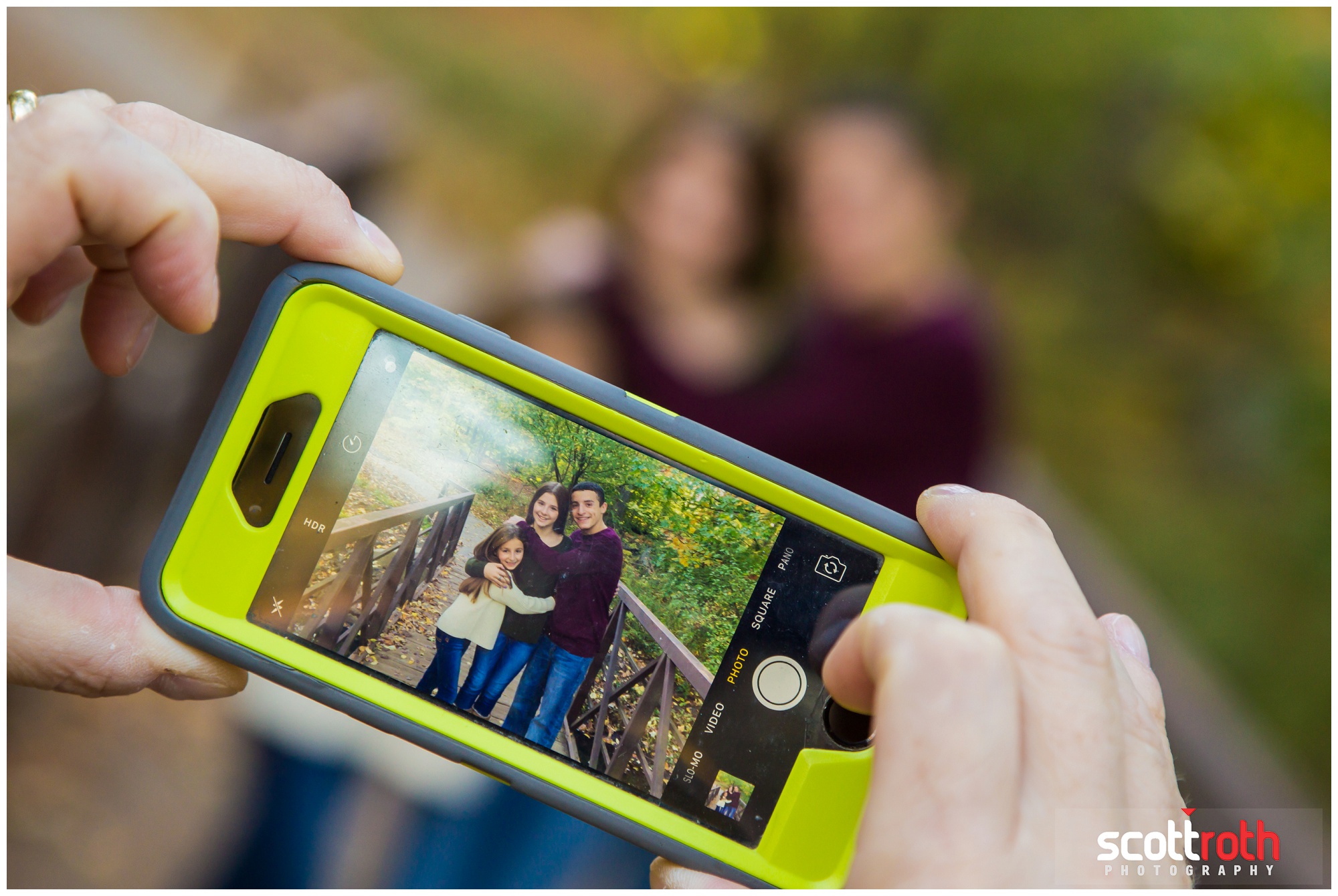 family-photo-session-roosevelt-park-0542.jpg family-photo-session-roosevelt-park-0542.jpg